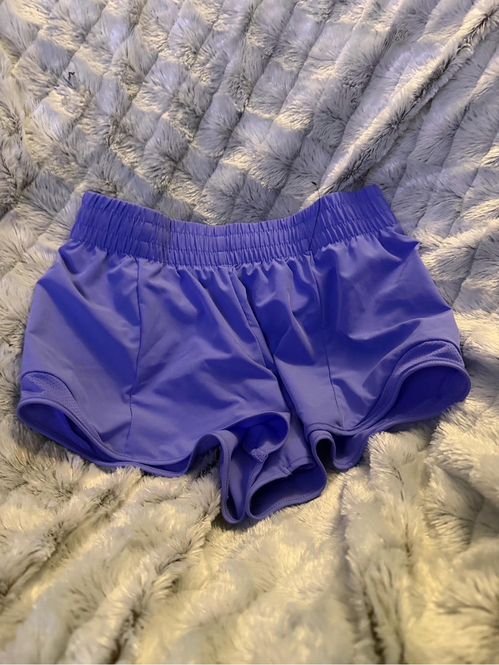 Women’s High-Elasticity Athletic Shorts in Violet
